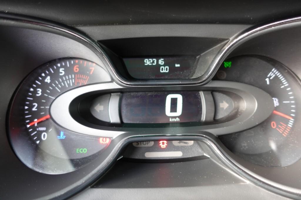Renault CAPTUR 0.9 TC-e BOSE Navigatie Clima Pdc, Auto's, Renault, 898 cc, Gebruikt, Euro 6, 620 kg
