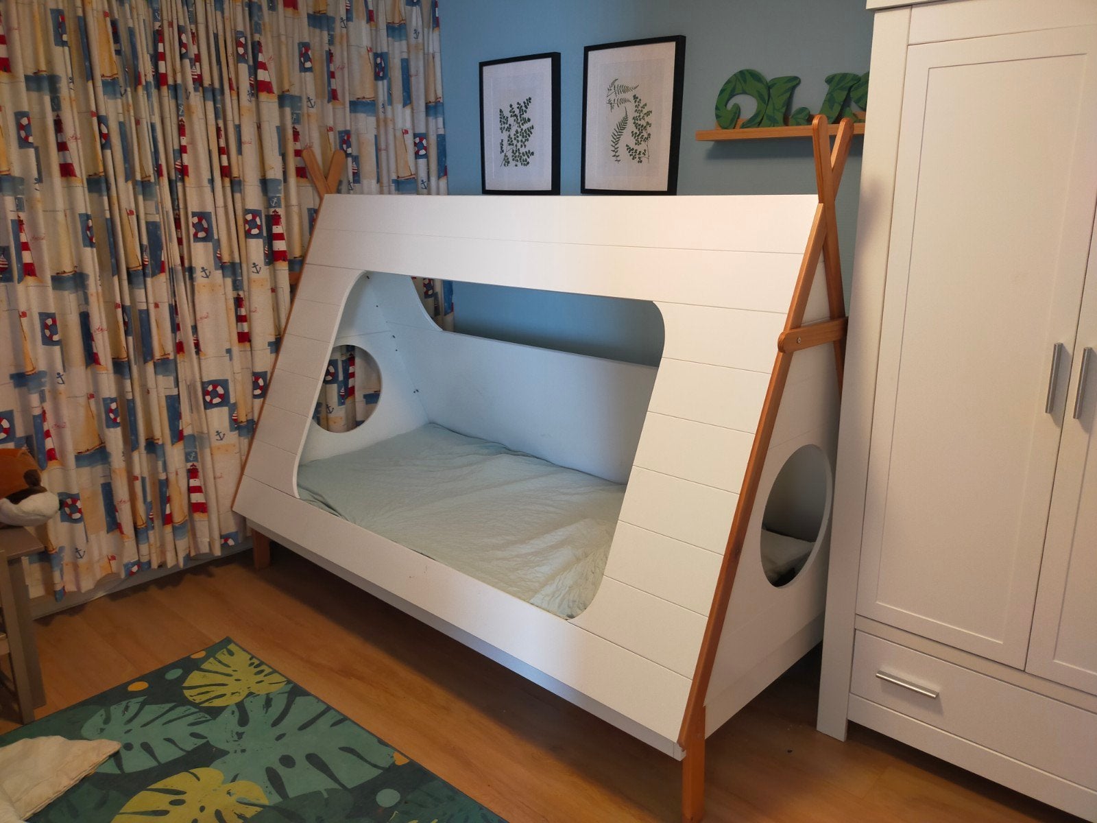 Uniek Tipi Bed voor Kinderen - Wit met Houten Details, Ophalen, 180 cm of meer, 85 tot 100 cm, Lattenbodem