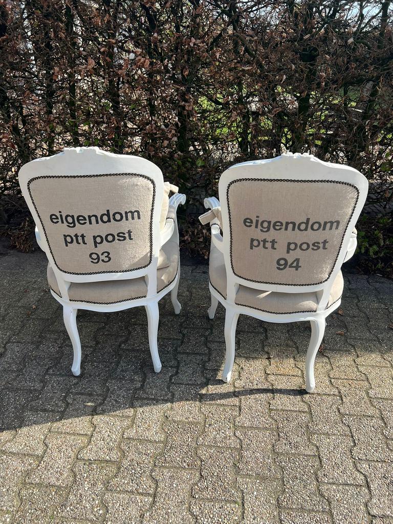 2 brocante stoelen, Huis en Inrichting, Stoelen, Ophalen, Gebruikt, Wit, Twee