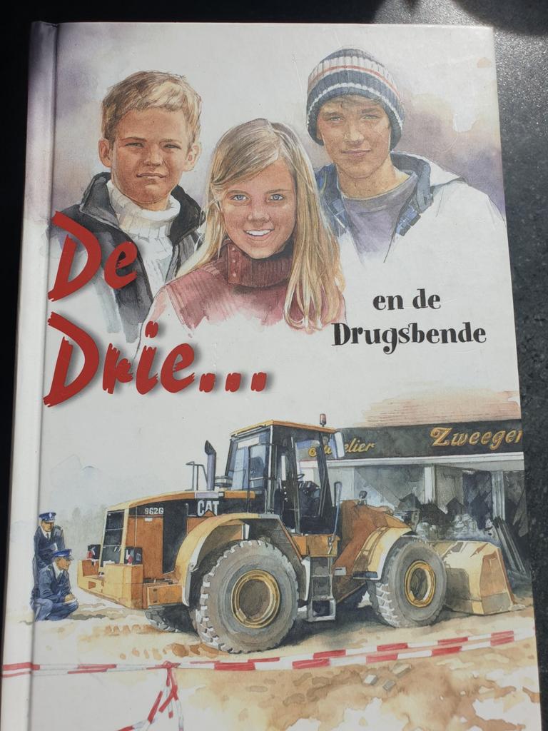 De Drie... en de Drugsbande - Jeugdboek Avontuur, Ophalen of Verzenden, Gelezen, Loura van den Berge-Goudzwaard, Fictie