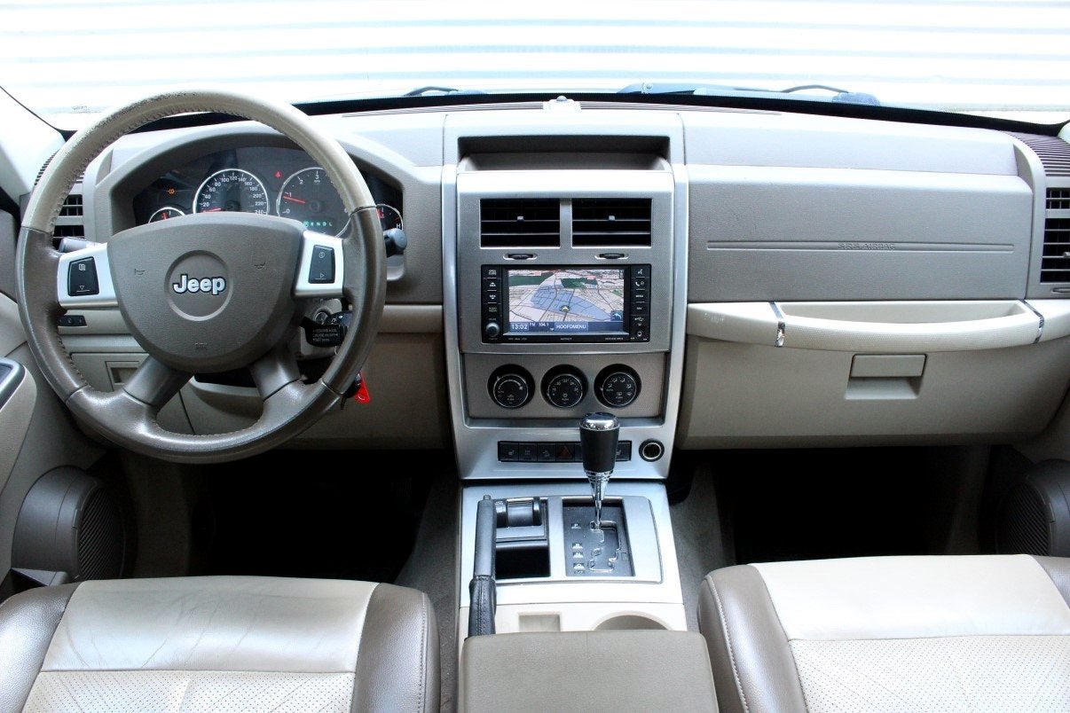 Jeep Cherokee 2.8 CRD Limited AUT YOUNGTIMER APK4/2026 2eEIG, Auto's, Automaat, Gebruikt, 4 cilinders, 241 €/maand