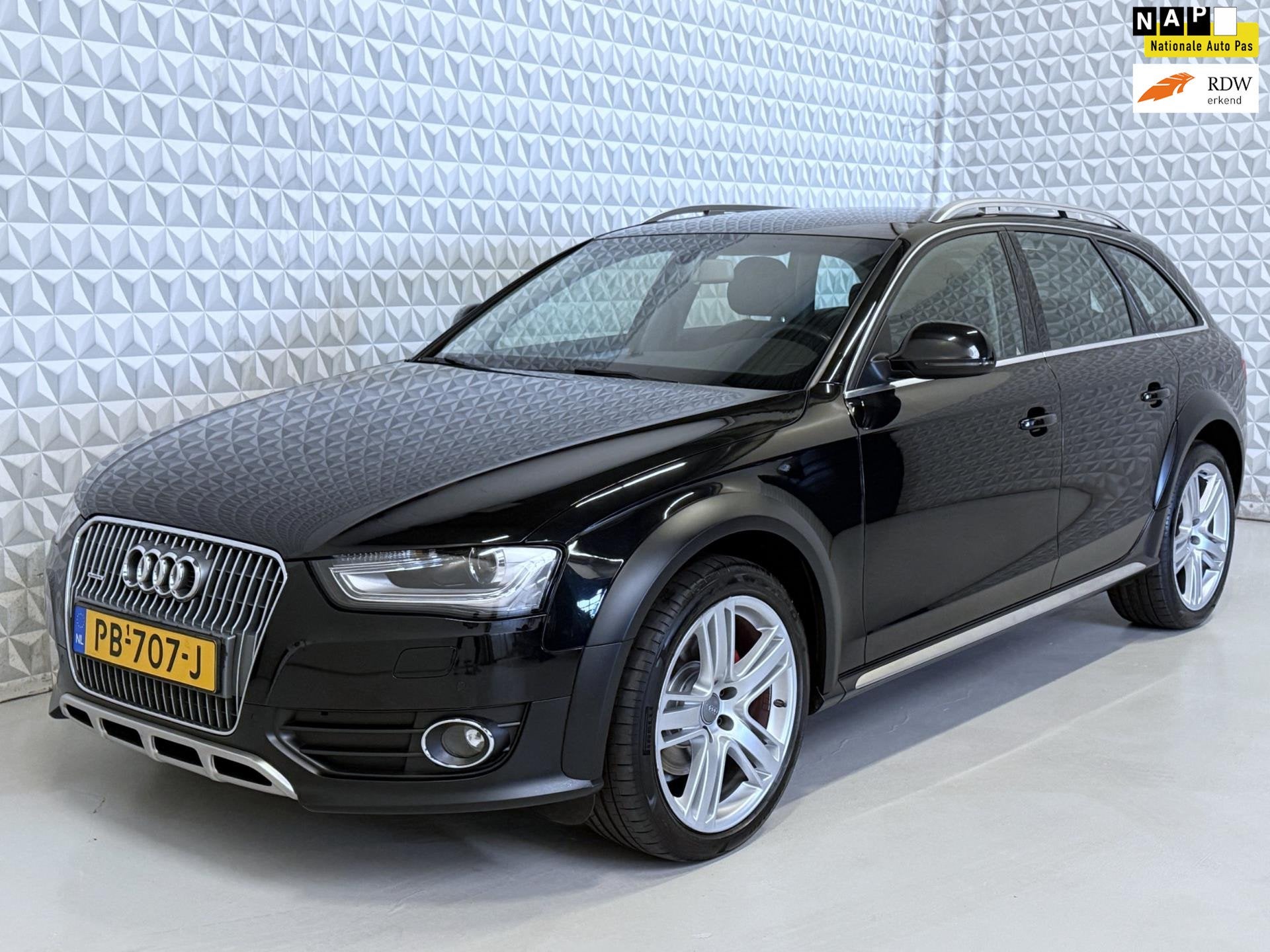 Audi A4 allroad quattro 3.0 TDI Pro Line V6 Automaat (2014), Automaat, Euro 5, Gebruikt, Zwart