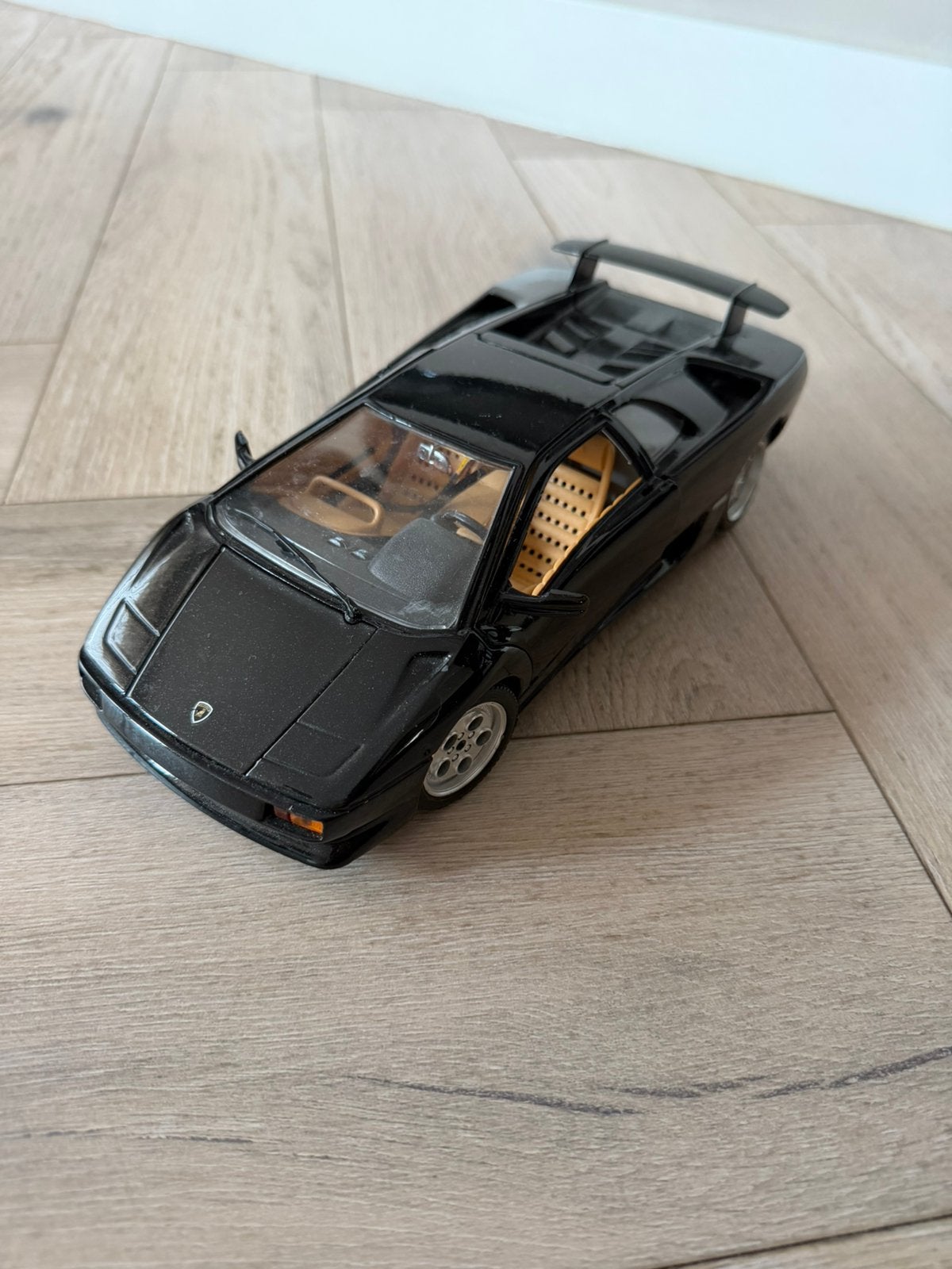 Model auto Lamborghini, Hobby en Vrije tijd, Ophalen of Verzenden, Zo goed als nieuw, Bburago