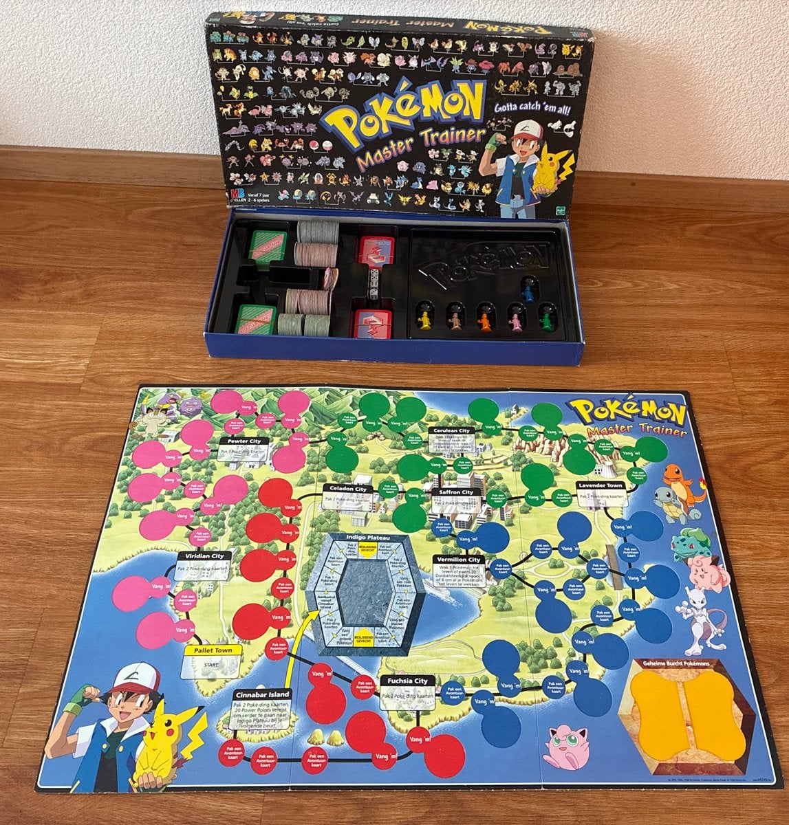 Pokémon Master Trainer Bordspel, Drie of vier spelers, Ophalen of Verzenden, Gebruikt