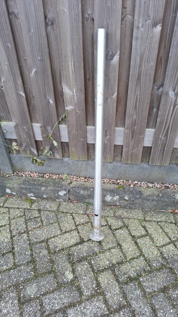 RVS buis met voetstuk L 1230 mm Diameter 50 mm dikte 1,5 mm, Ophalen of Verzenden, Gebruikt, Overige metalen