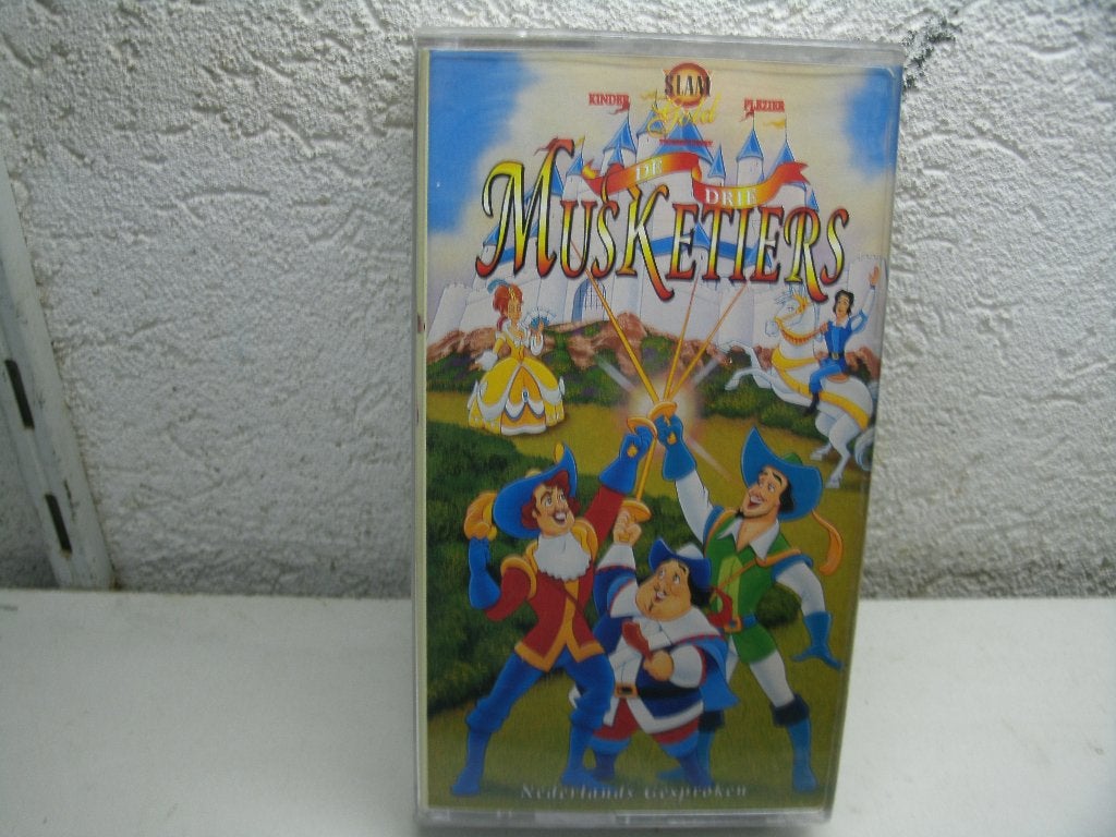 vhs 8a musketiers, Alle leeftijden, Ophalen of Verzenden, Zo goed als nieuw
