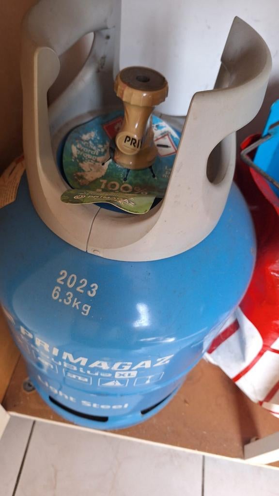 Primagaz gasfles (6.3kg) met 2 campingspits, Caravans en Kamperen, Kampeeraccessoires, Ophalen of Verzenden