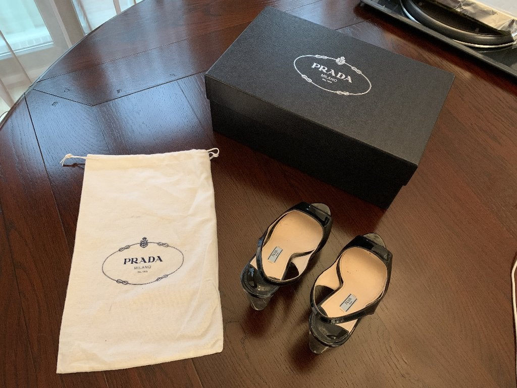 PRADA schoenen zwart, Prada, Zwart, Ophalen of Verzenden, Zo goed als nieuw