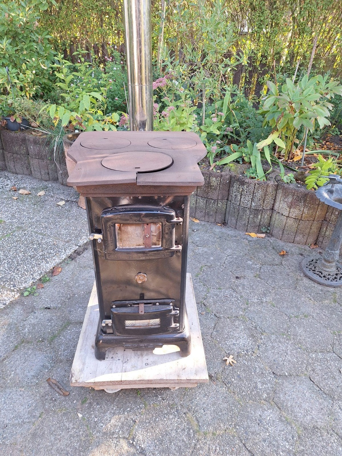 houtkachel met pijp, Tuin en Terras, Ophalen