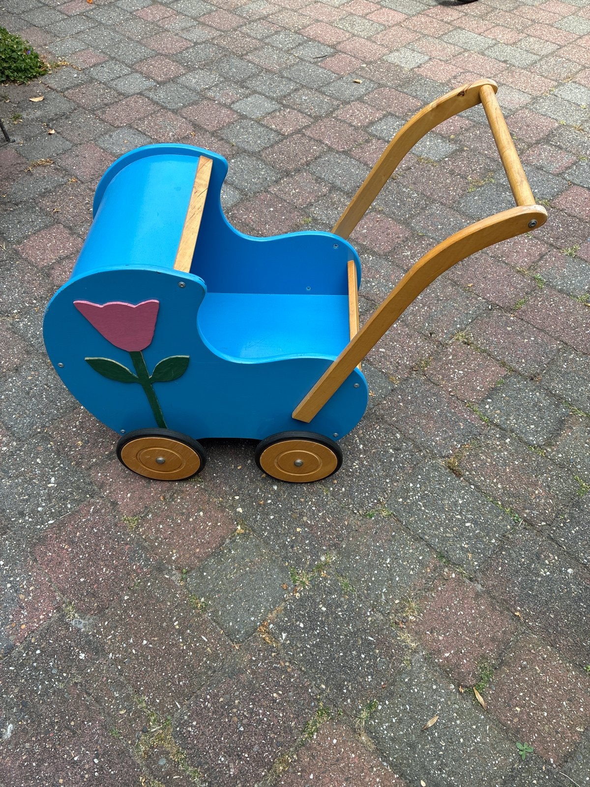 Houten poppenwagen blauw met tulp, Ophalen of Verzenden, Gebruikt, Overige typen