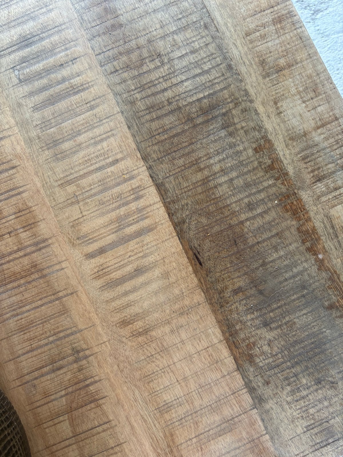 Salontafel mango hout met metalen zwarte poot 140x80x42, Huis en Inrichting, Tafels | Salontafels, Gebruikt, 100 tot 150 cm, Overige houtsoorten