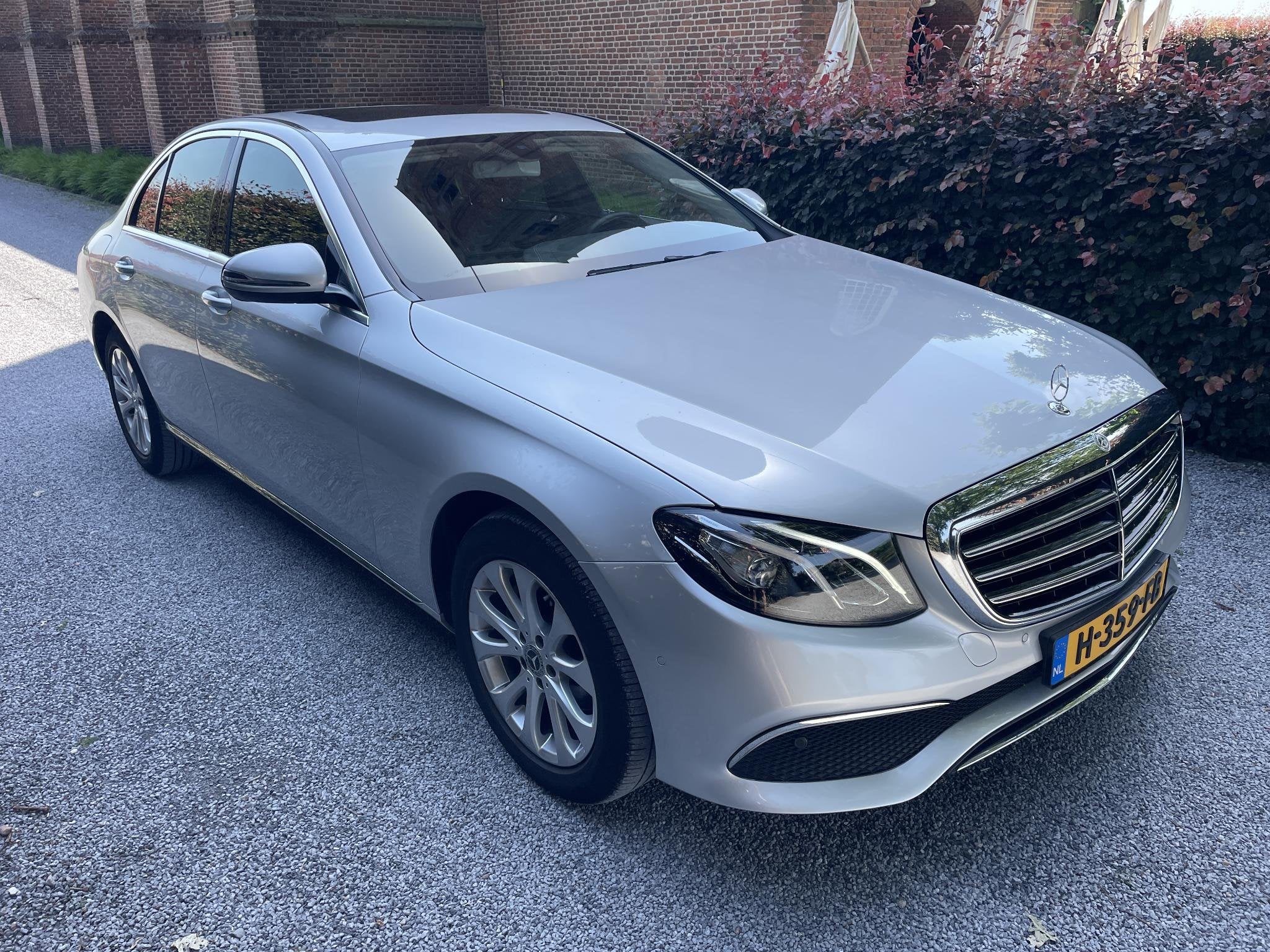 Mercedes-Benz E-klasse E-KLASSE E200 E 200 Business Solution, Automaat, Achterwielaandrijving, Gebruikt, Met garantie (alle)