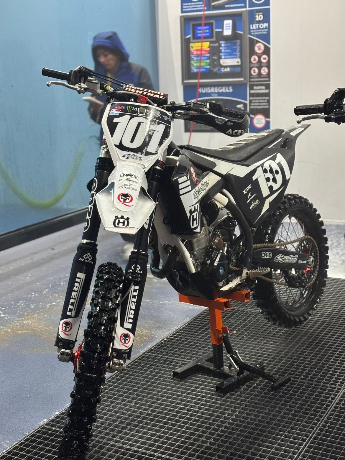 Husqvarna 350, Fietsen en Brommers, Brommers | Crossbrommers, Ophalen of Verzenden, Zo goed als nieuw, Overige merken