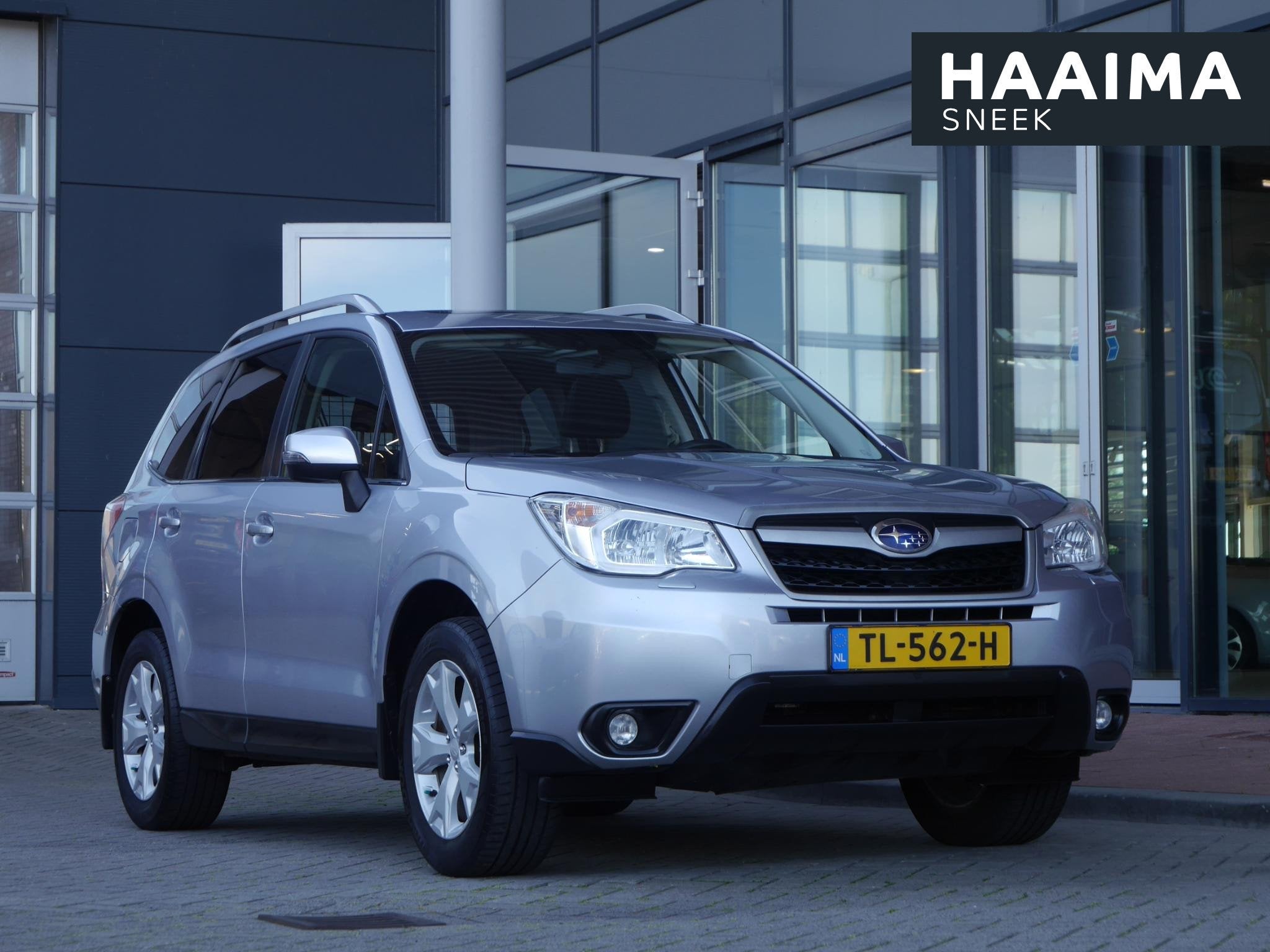 Subaru Forester 2.0 Luxury | Automaat | 4WD | 2000KG Trekgew, Auto's, Subaru, Automaat, Euro 5, Zwart, 4 cilinders