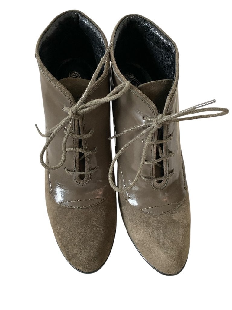 Tod's enkellaarzen 38, Zwart, Ophalen of Verzenden, Zo goed als nieuw