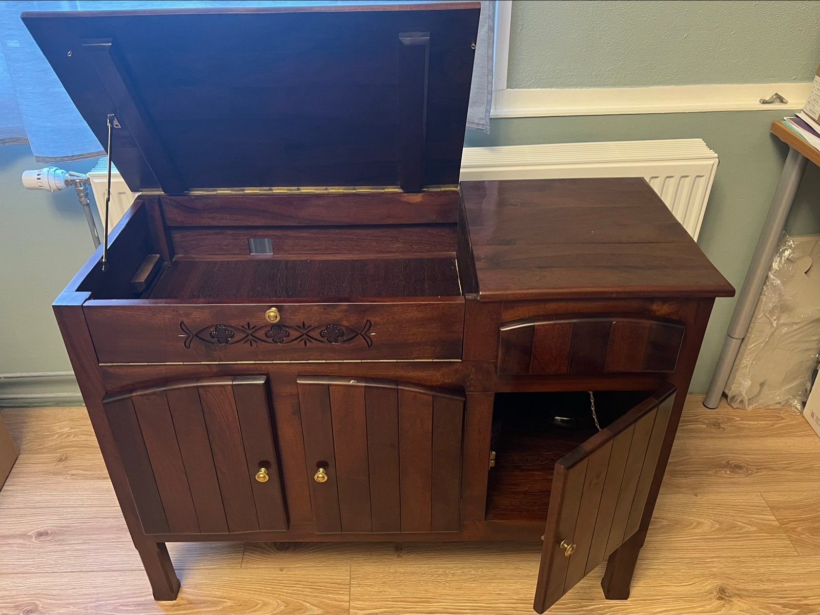 Vintage kersenhouten meubel (kast) voor een platenspeler, Ophalen, Gebruikt, Overige merken