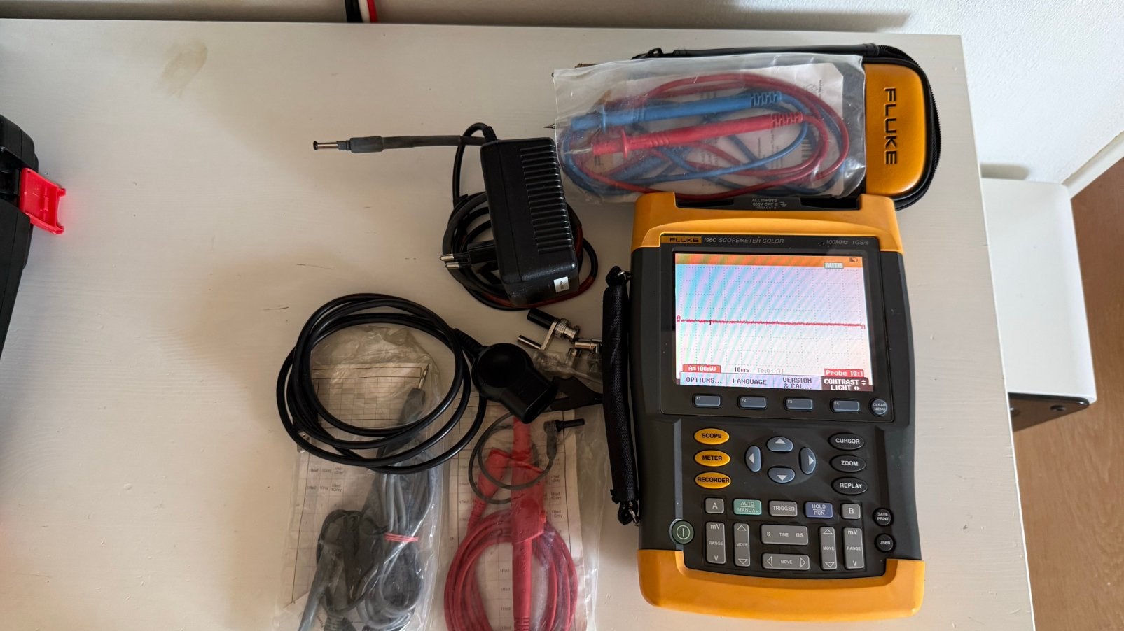 Fluke 196 ScopeMeter Colour, Ophalen of Verzenden, Gebruikt, Elektriciteit