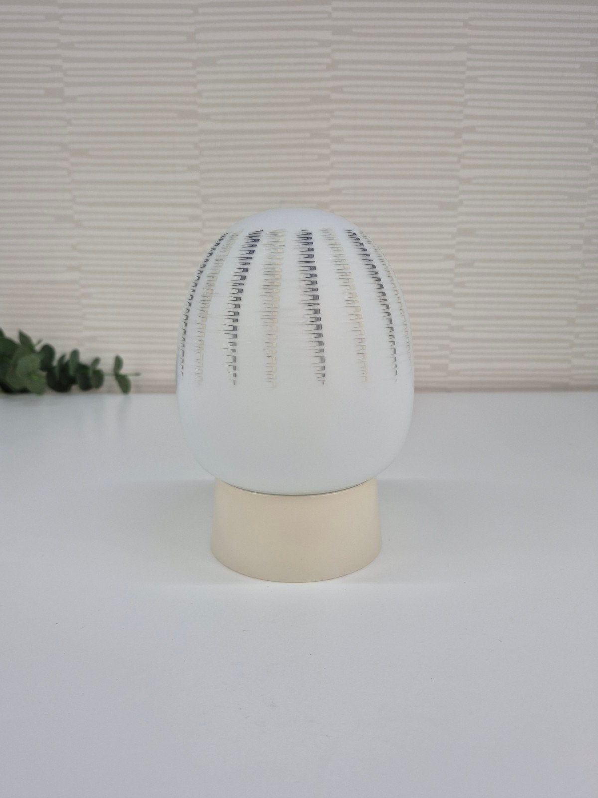Vintage Thabur plafonnière/plafondlamp melkglas., ., Ophalen of Verzenden, Glas, .