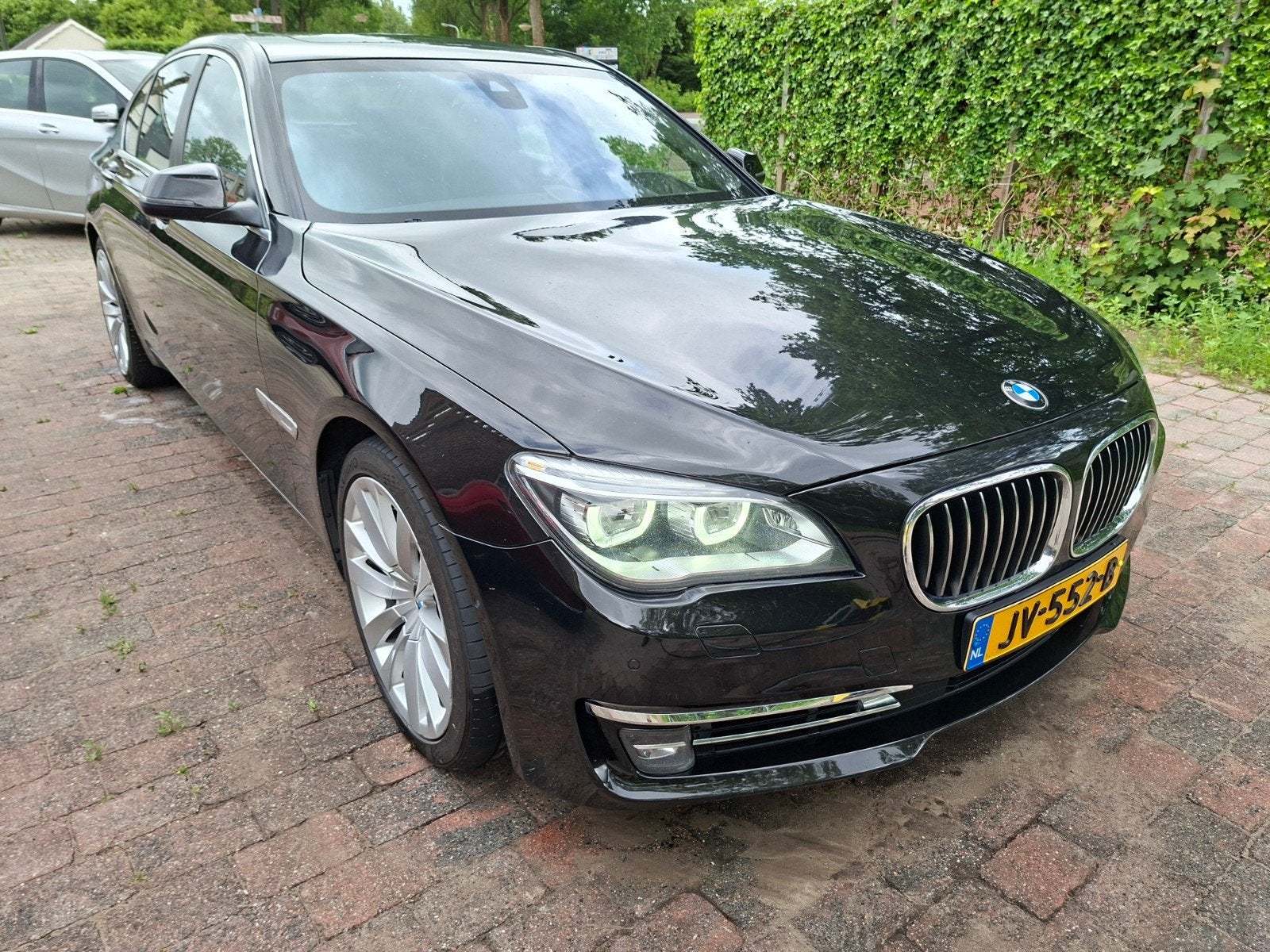 BMW 750i X-Drive High Ex. (individual) | Dealer onderhouden, Automaat, 8 cilinders, Startonderbreker, 4395 cc
