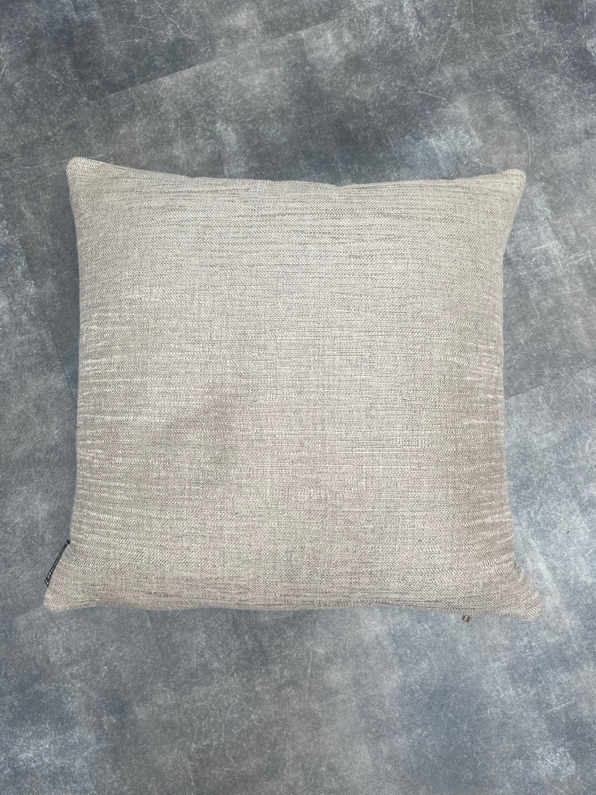 BRONS. Sierkussen, Huis en Inrichting, Woonaccessoires | Kussens, Overige merken, Beige, Afneembare hoes, Vierkant