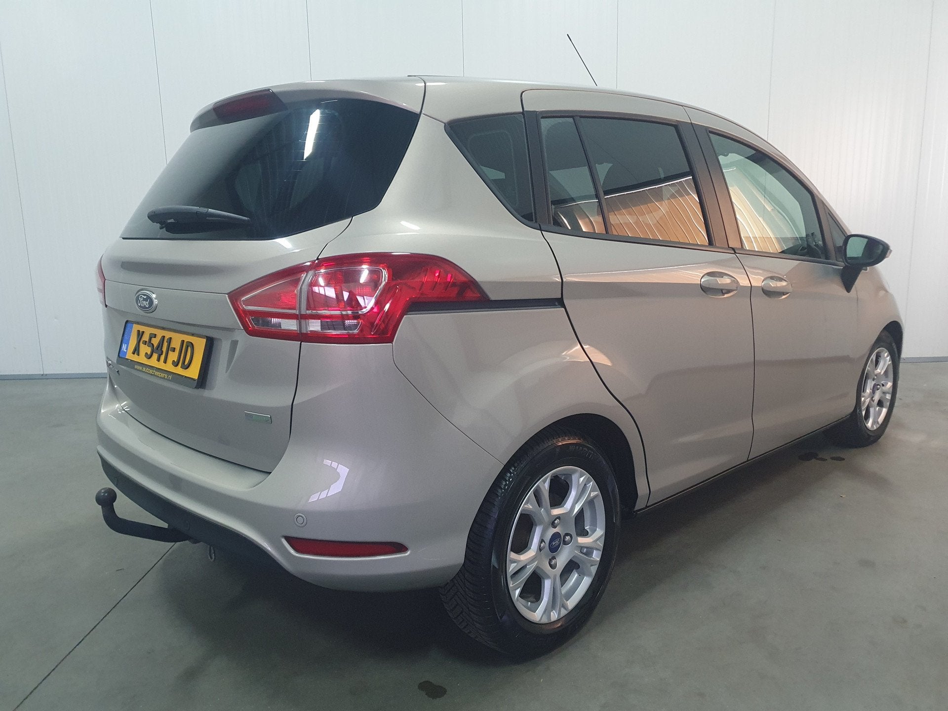 Ford B-MAX 1.0 EcoBoost Titanium CRUISE/CLIMA/PDC/TRHAAK ., Voorwielaandrijving, Euro 5, Gebruikt, 750 kg