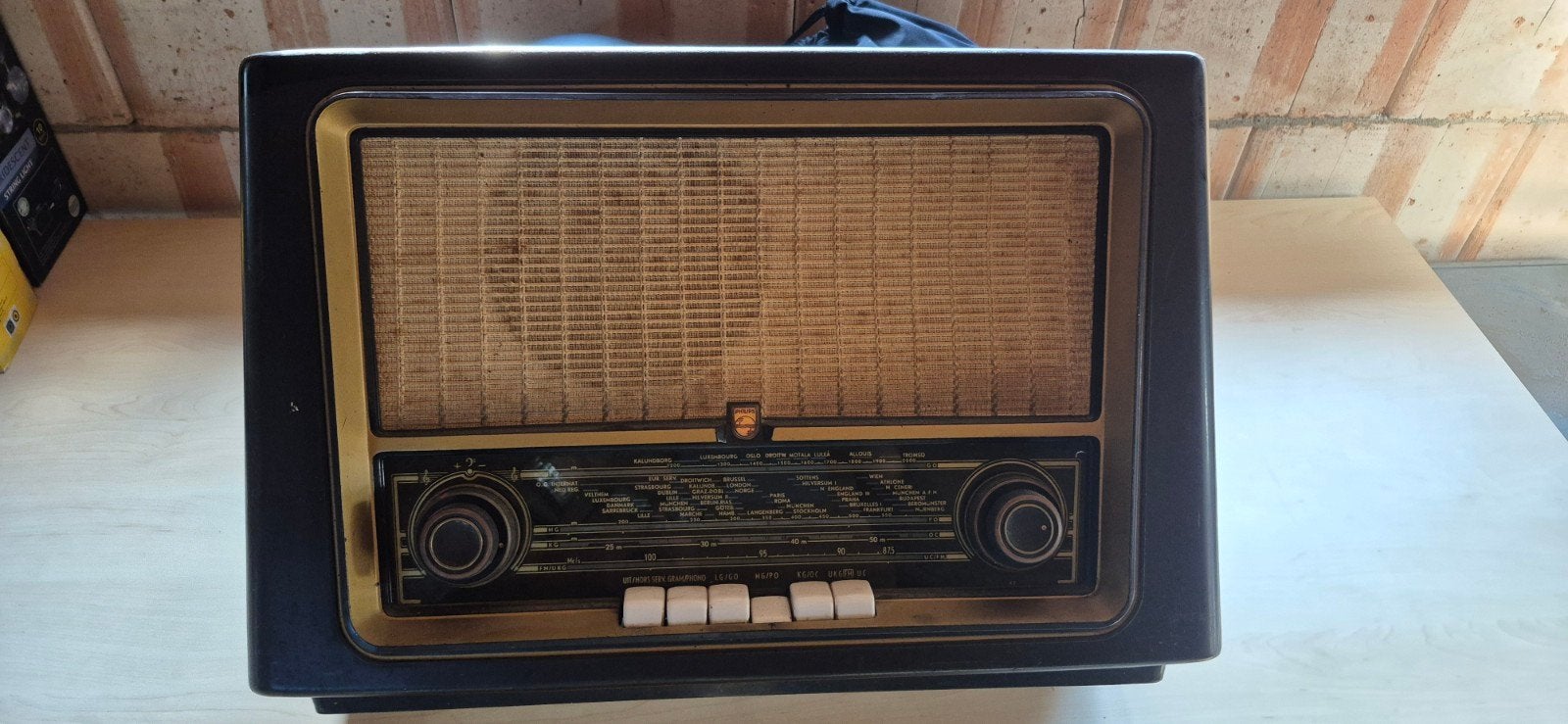 Radio,  Nostalgische philips radio, Ophalen