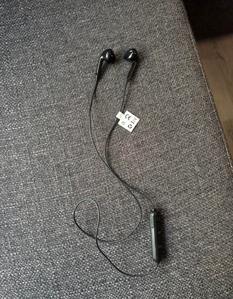 Bluetooth oordopjes, nette staat, Ophalen of Verzenden, Zo goed als nieuw, Zwart, Bluetooth