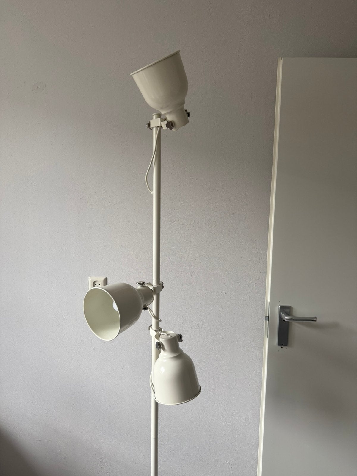 Ikea staande lamp met 3 spots creme wit OPHALEN IN ROTTERDAM, Ophalen, Gebruikt