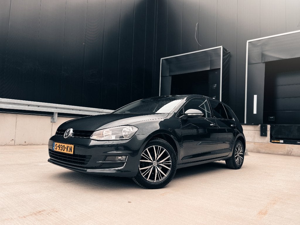 Volkswagen Golf 1.2 TSI Allstar | Stoelverwarming | Cruise C, Auto's, Voorwielaandrijving, Lichtsensor, 4 cilinders, 610 kg