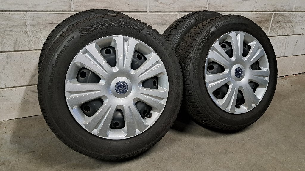 Winterbanden C-Max Focus Mondeo V40 S40 V50 C30 205/55/16, Gebruikt, 16 inch, Banden en Velgen, Personenwagen
