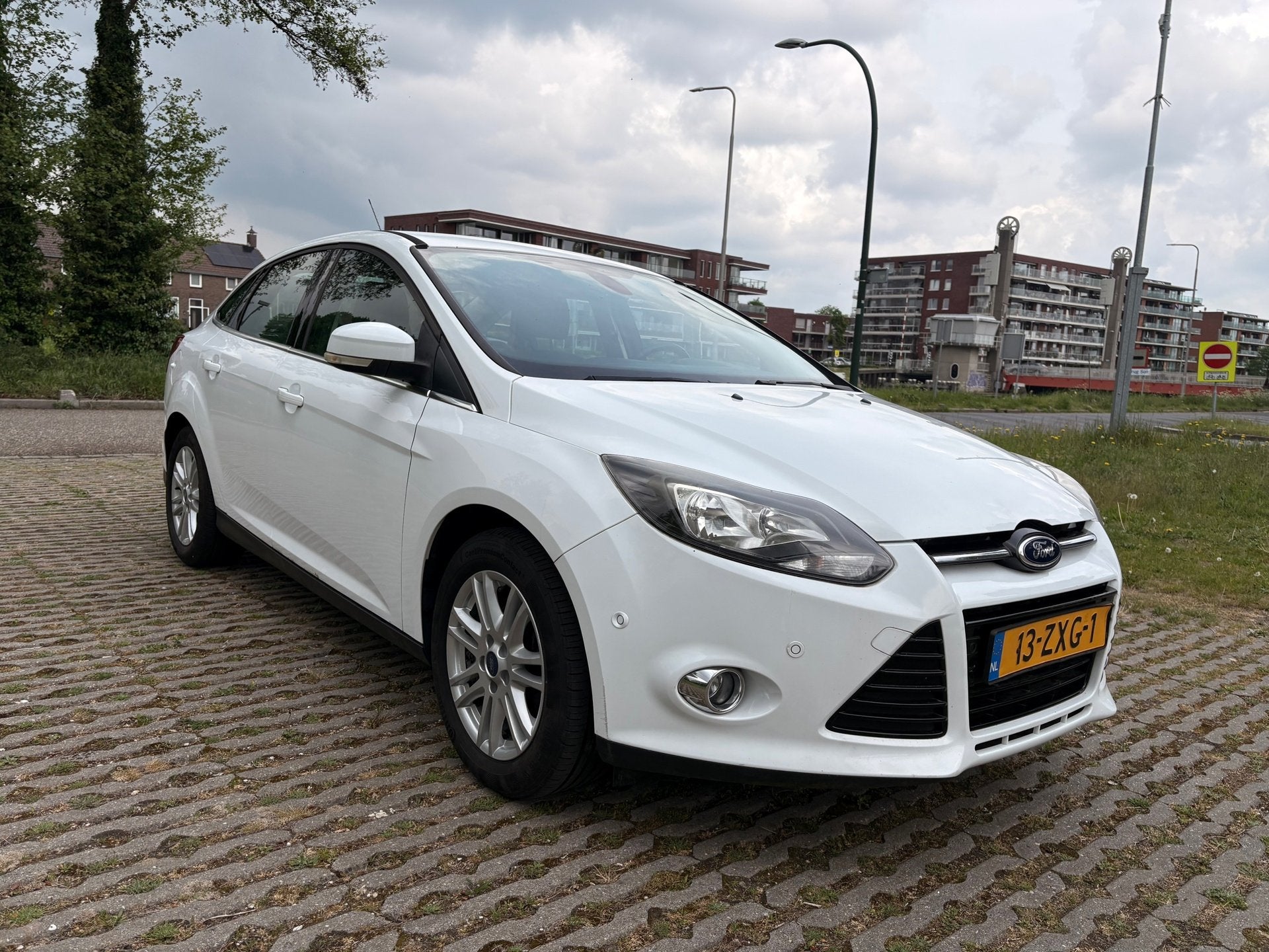 Ford Focus 1.0 EcoBoost Lease Titanium - airco - cruise cont, Auto's, Euro 5, Wit, Origineel Nederlands, 3 cilinders