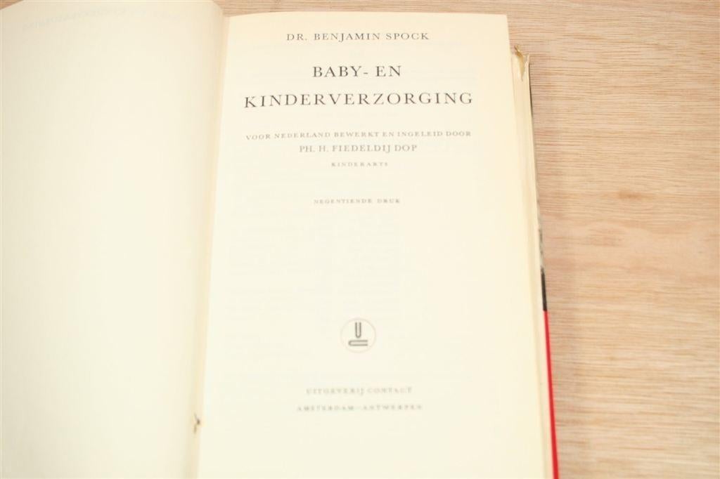 Dr. Spock [1966] — Standaardwerk Baby- en Kinderverzorging, Ophalen of Verzenden, Gelezen, Zwangerschap en Bevalling