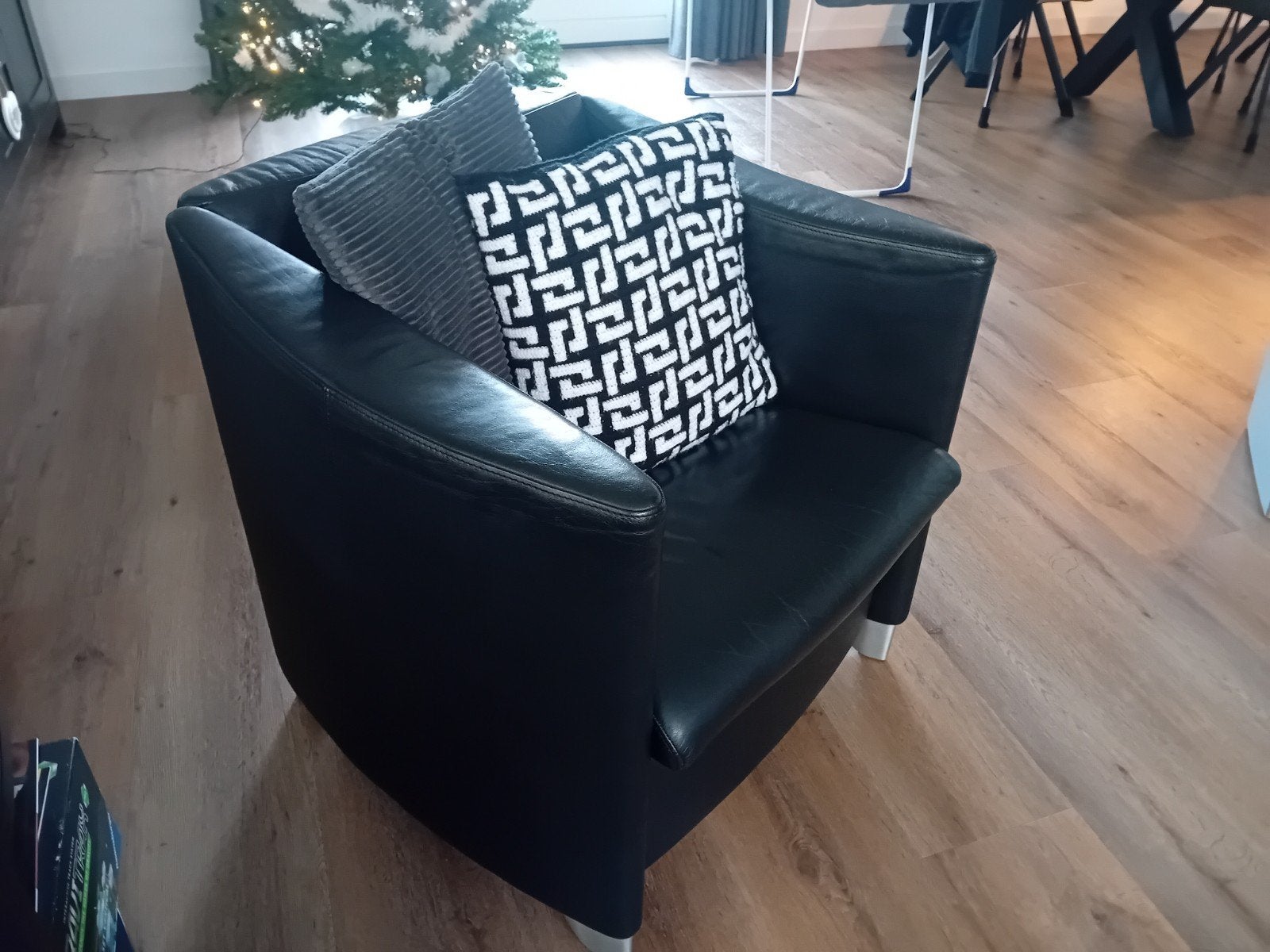2x Leren Zwarte Relaxstoel - Comfortabel en Stijlvol, Ophalen, Gebruikt, Twee, Zwart