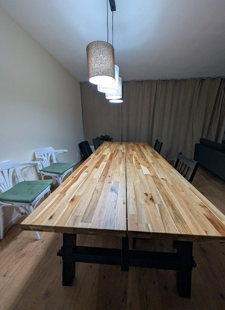 Te koop IKEA SKOGSTA eettafel met gratis stoelen, Ophalen, Gebruikt, 200 cm of meer, 50 tot 100 cm