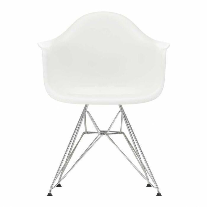 Eames eetstoel met chromen onderstel., Ophalen, Gebruikt, Wit