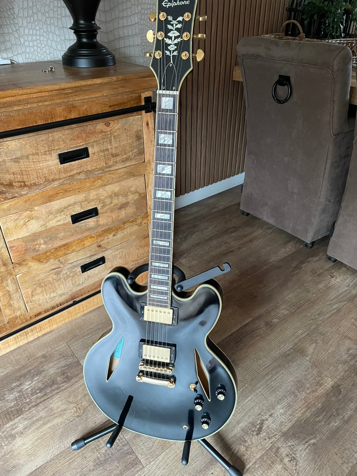 Epiphone Sheraton + EpiLite case, Muziek en Instrumenten, Snaarinstrumenten | Gitaren | Elektrisch, Ophalen, Zo goed als nieuw