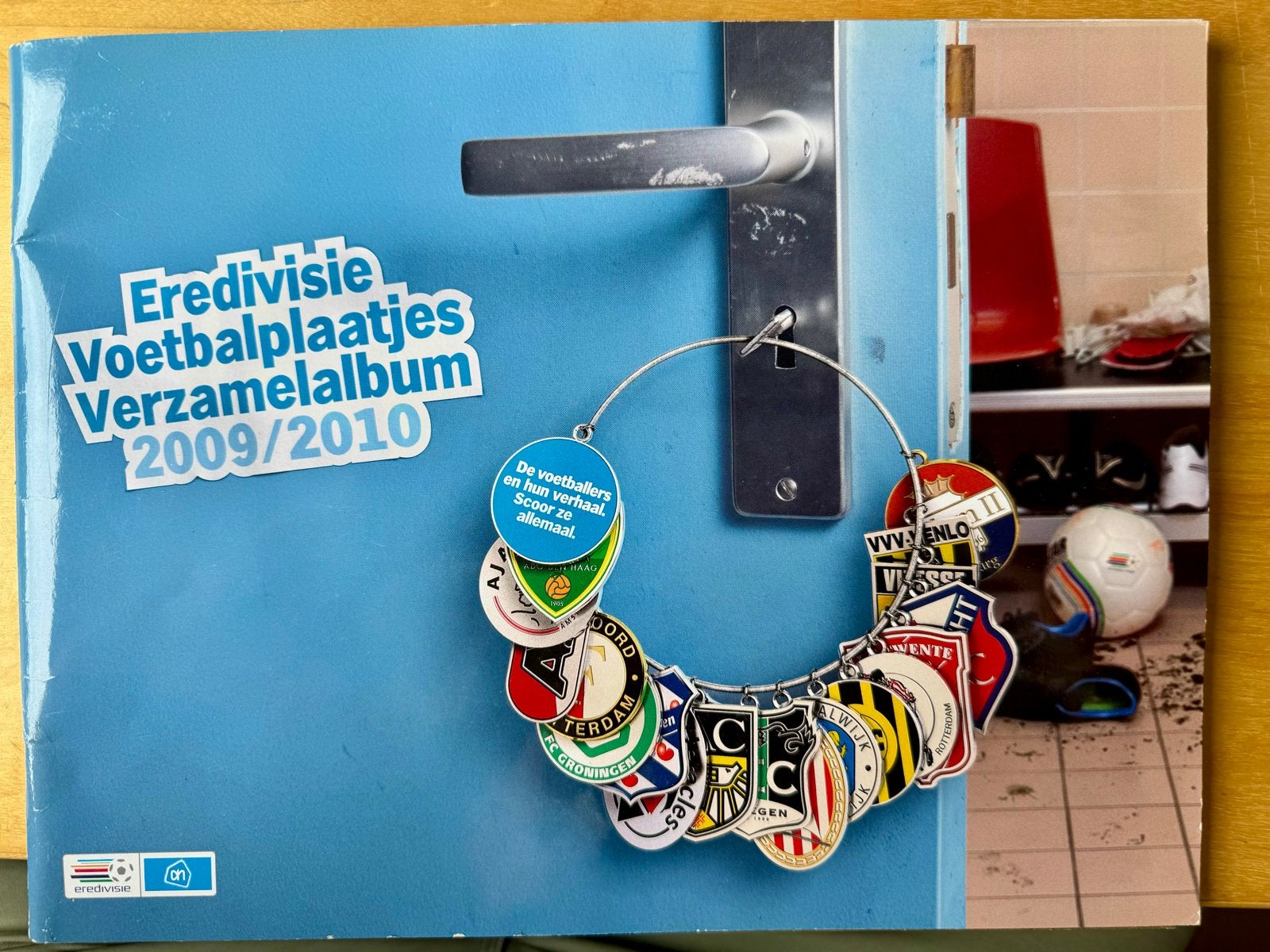 Eredivisie Voetbalplaatjes Verzamelalbum 2009/2010, Ophalen of Verzenden, Gebruikt, Overige binnenlandse clubs, Boek of Tijdschrift