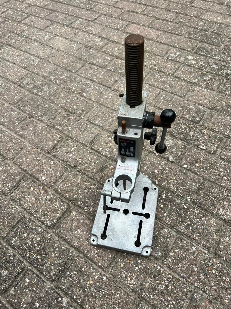 Boorstandaard Bosch S7 met bankschroef, Ophalen of Verzenden, Gebruikt, Overige typen