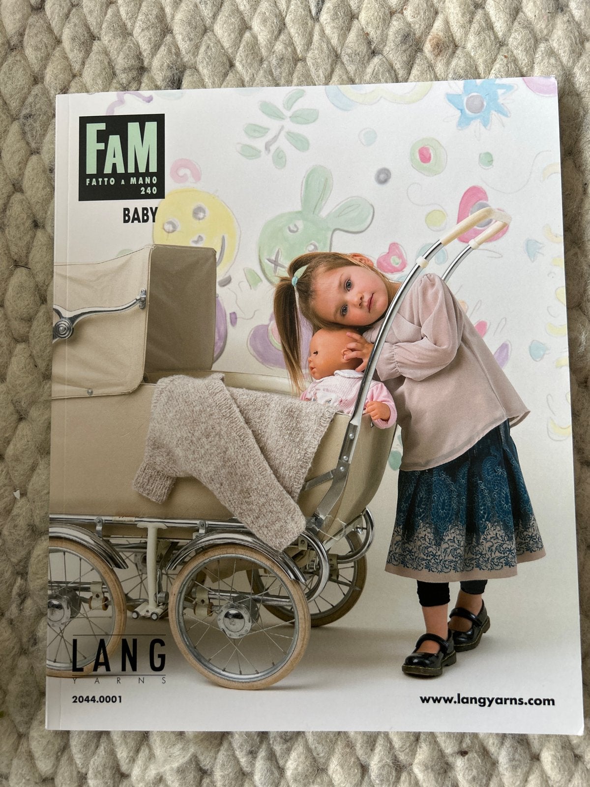FAM Fatto a Mano 240 Baby - Lang Yarns Breiboek, Boeken, Ophalen of Verzenden, Zo goed als nieuw, 0 tot 6 maanden