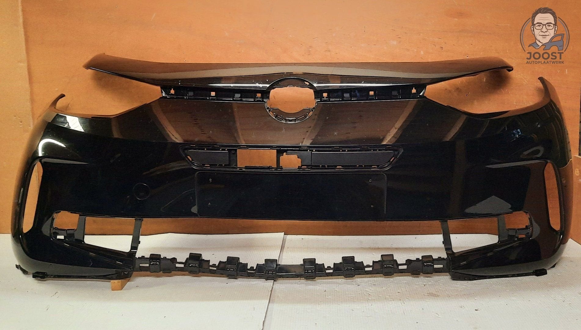 Voorbumper orgineel VW ID.3 facelift v.a 2023 10A807221A, Gebruikt, Herkomst onderdeel bekend, Ophalen of Verzenden, Bumper