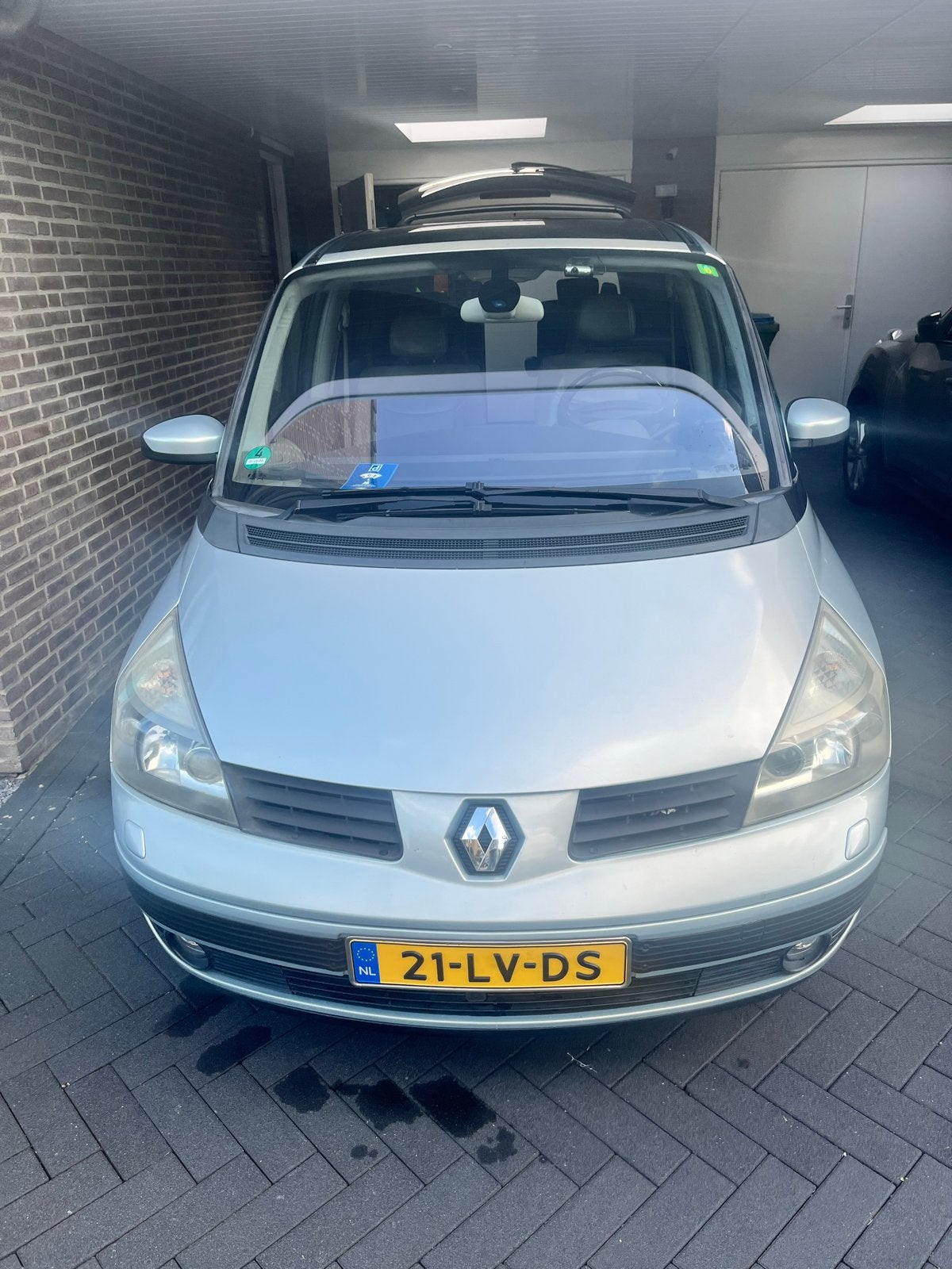Renault Grand Espace 3.5 V6 AUT 2003 Grijs, Auto's, 2000 kg, 7 stoelen, Origineel Nederlands, Particulier