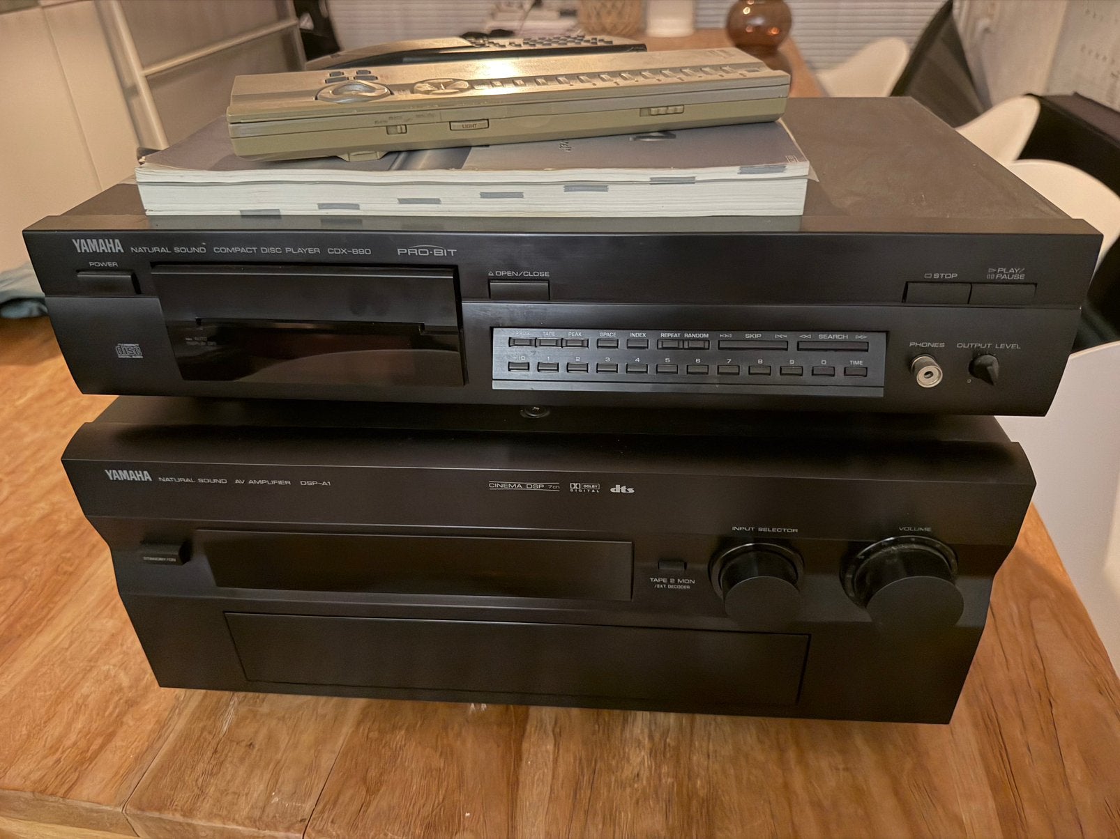 Yamaha DSP A1 versterker met bijbehorende CD speler, Ophalen, Gebruikt, Yamaha, 120 watt of meer