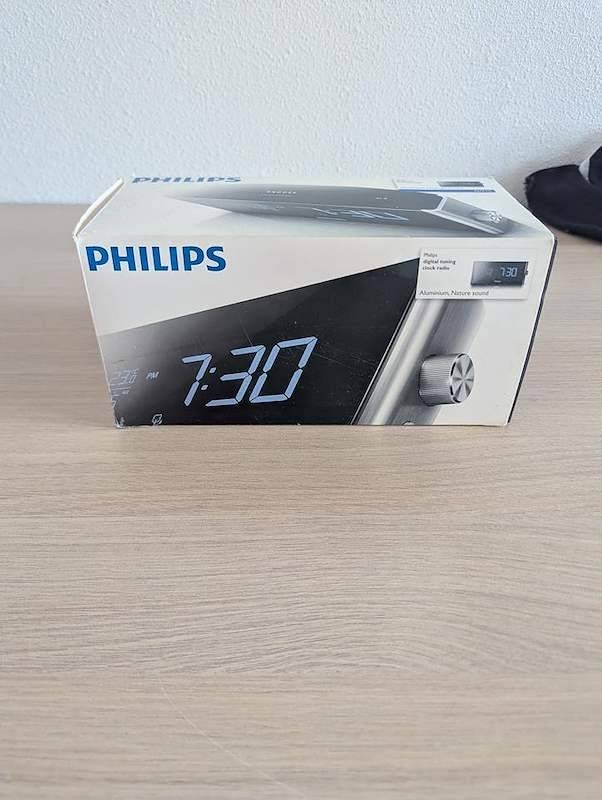 Philips AJ3112/00 Wekkerradio - Zwart/Aluminium, Ophalen of Verzenden, Nieuw, Digitaal