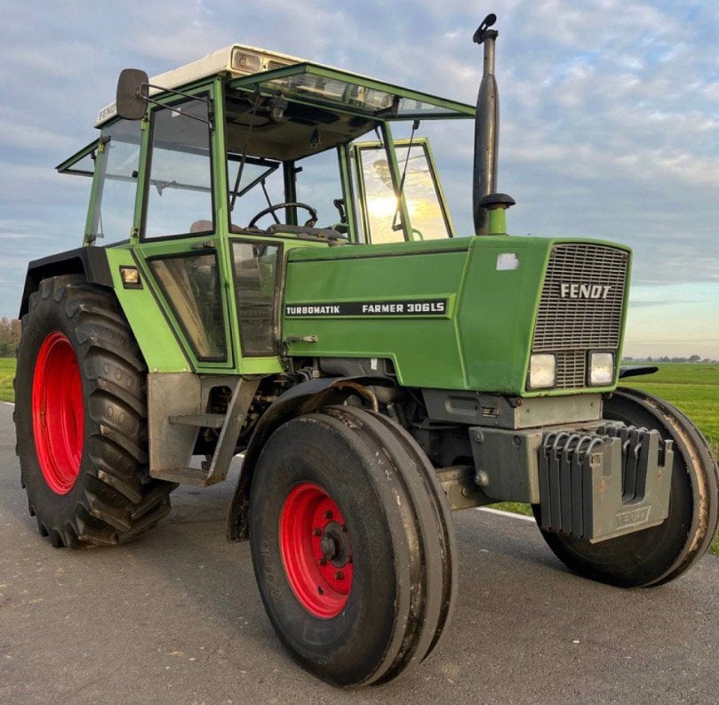 GEZOCHT: Fendt 306 307 308 309 310, Ophalen, Gebruikt