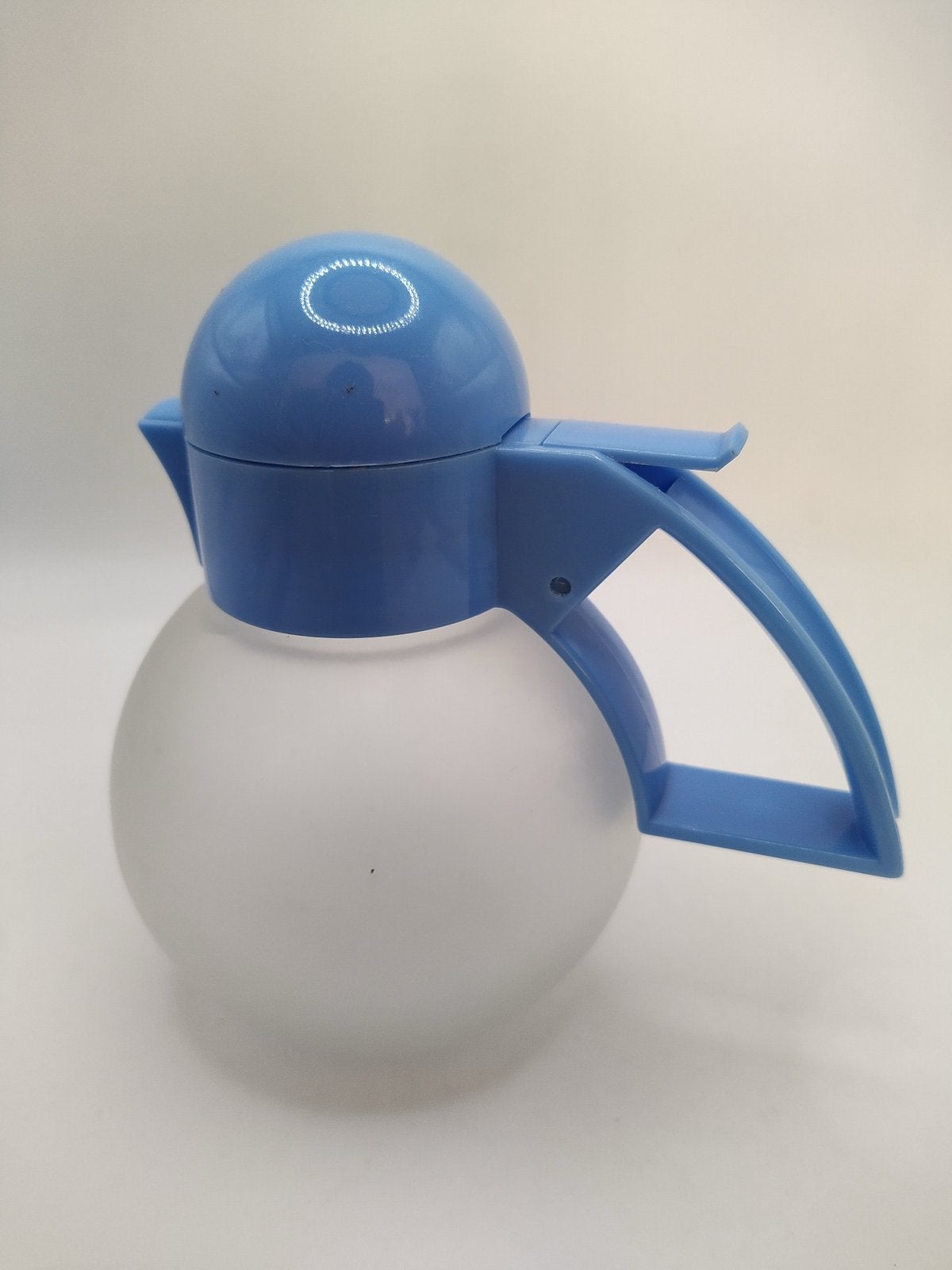 Stoha suikerstrooier T6 0, matglas met lichtblauw plastic., Ophalen of Verzenden