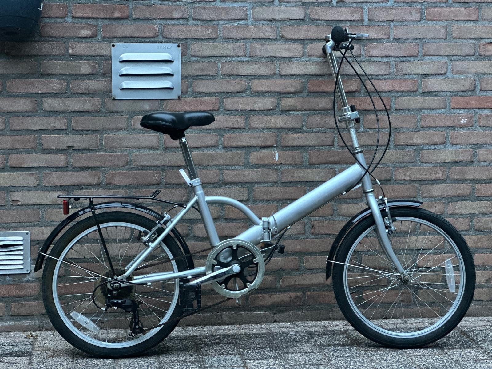 Handige vouwfiets met 6 versnellingen, 20 inch of meer, Velgrem, Versnellingen, Zo goed als nieuw