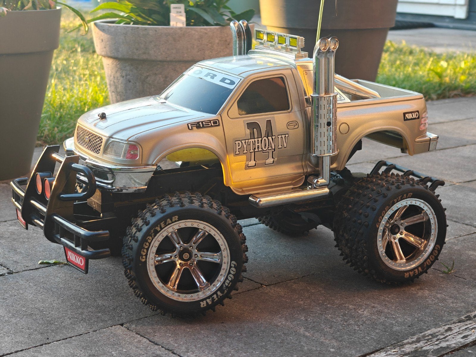 Nikko Ford F-150 RC Terreinauto - Gebruikt maar nog netjes, Hobby en Vrije tijd, Modelbouw | Radiografisch | Auto's, Gebruikt