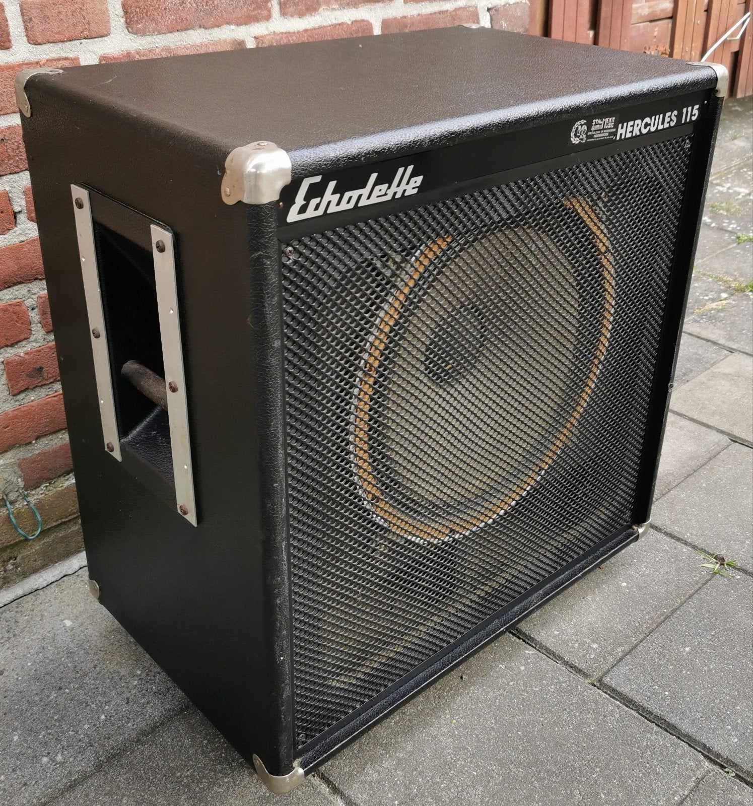 Echolette Hercules 115 speaker cabinet op wielen., Ophalen, Gebruikt, 100 watt of meer