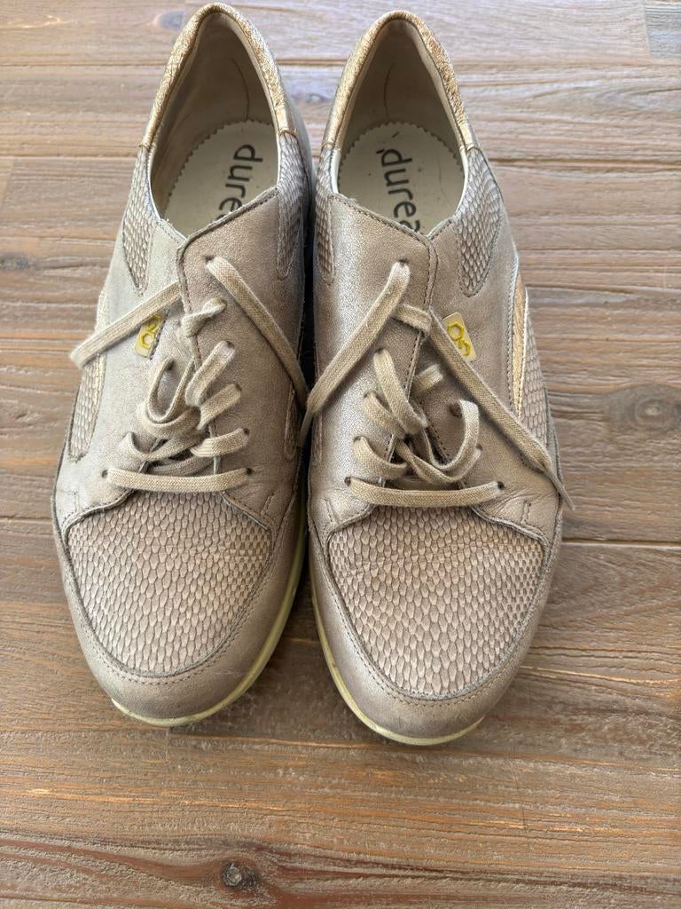 Durea schoenen mt 39 (6) K - In prima verkerende staat, Schoenen met lage hakken, Blauw, Ophalen of Verzenden, Zo goed als nieuw