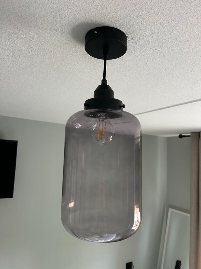 Twee Karwei hanglampen met rookglas - verstelbaar, Huis en Inrichting, Lampen | Hanglampen, Ophalen, Zo goed als nieuw, Glas, 50 tot 75 cm